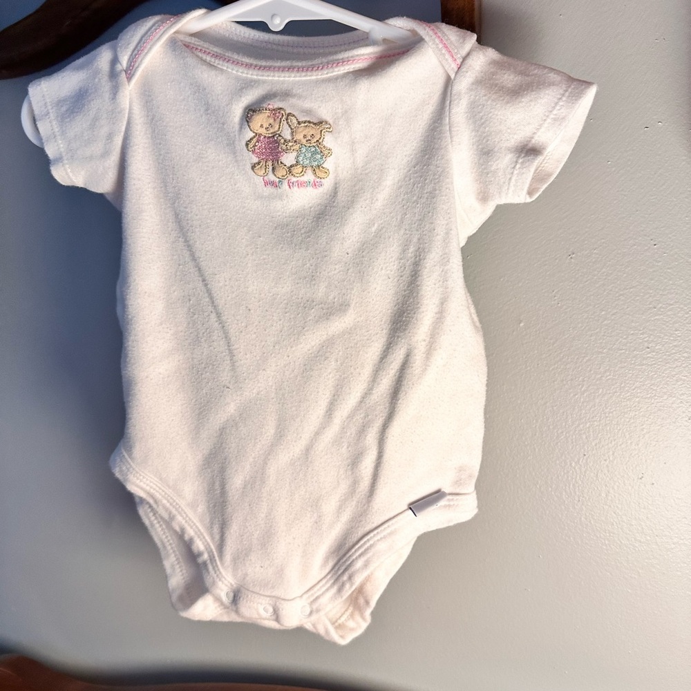 Gerber Cream Bodysuit with Adorable Bear and Bunny